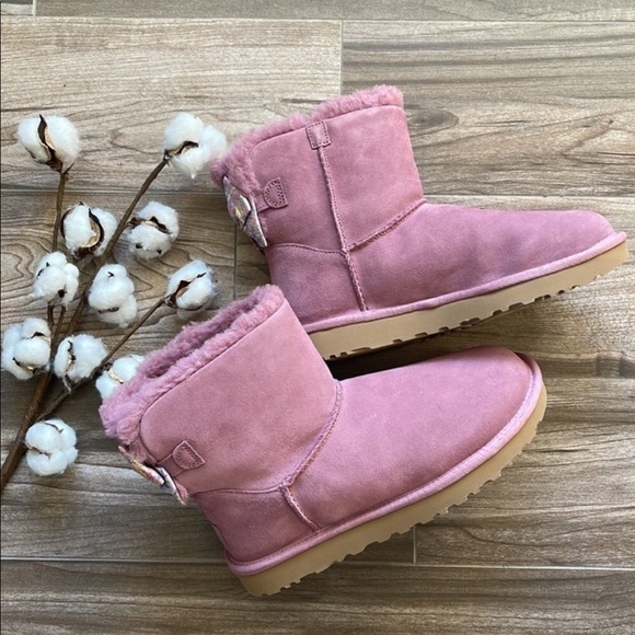 🌿UGG- MINI BAILEY BOW SPLATTER BOOTS🌿 - Picture 9 of 16